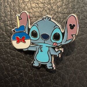 Hidden Mickey Stitch Pin – Donald Duck Drink – Disney Parks